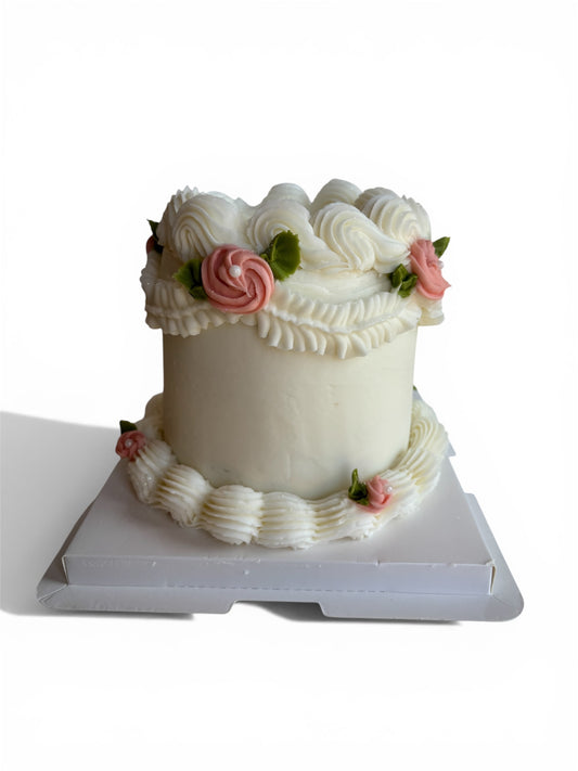 2 Layers Vintage cake (8 servings)